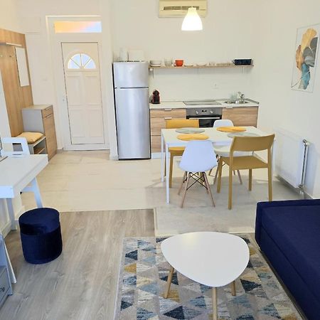 Arnyas Apartmanhaz Apartment Balatonlelle Luaran gambar