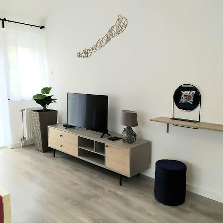 Arnyas Apartmanhaz Apartment Balatonlelle Luaran gambar