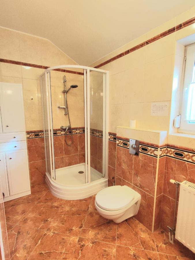Arnyas Apartmanhaz Balatonlelle Luaran gambar